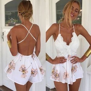 Romper white with flowers